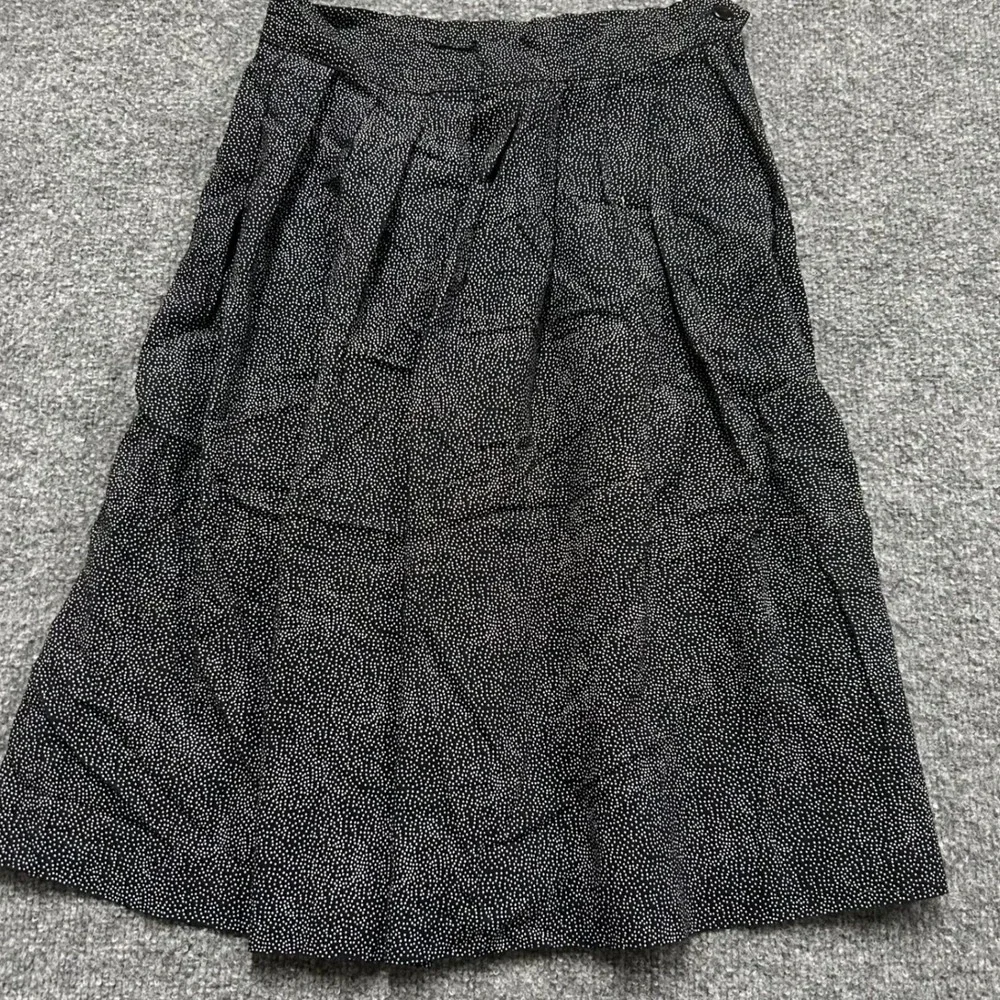 Ninon de Lenclos Skirt Womens Size 25 Black Polka Dot Pleated Midi Vintage